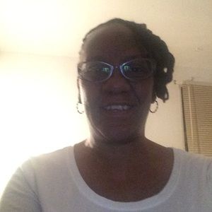 Meet your Posher, Carlotta